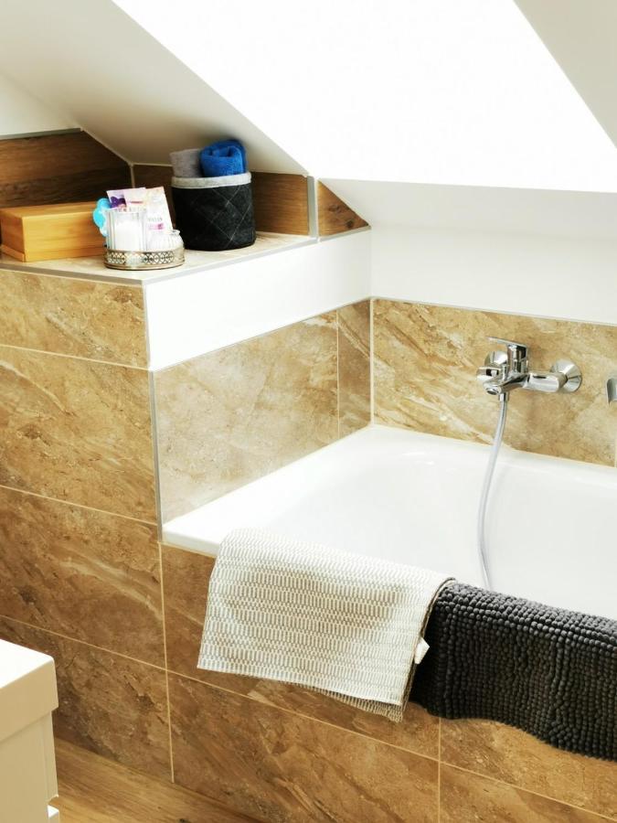 Rheinufer Am Hindenburgpark Apartment บิงเงนอัมไรน์ ภายนอก รูปภาพ