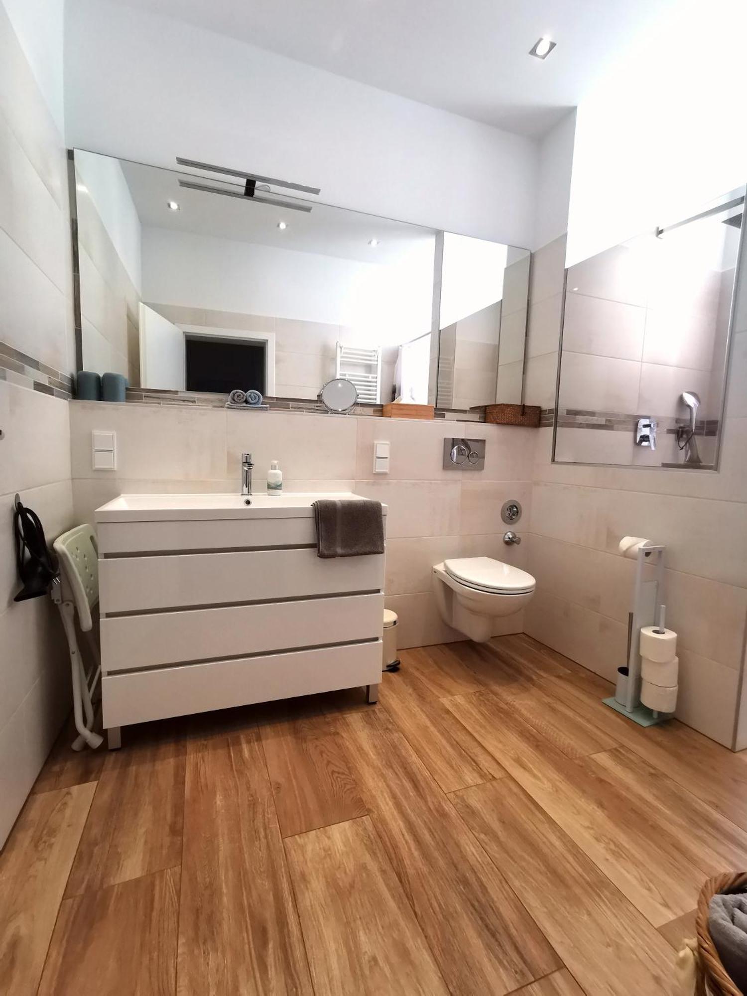 Rheinufer Am Hindenburgpark Apartment บิงเงนอัมไรน์ ห้อง รูปภาพ