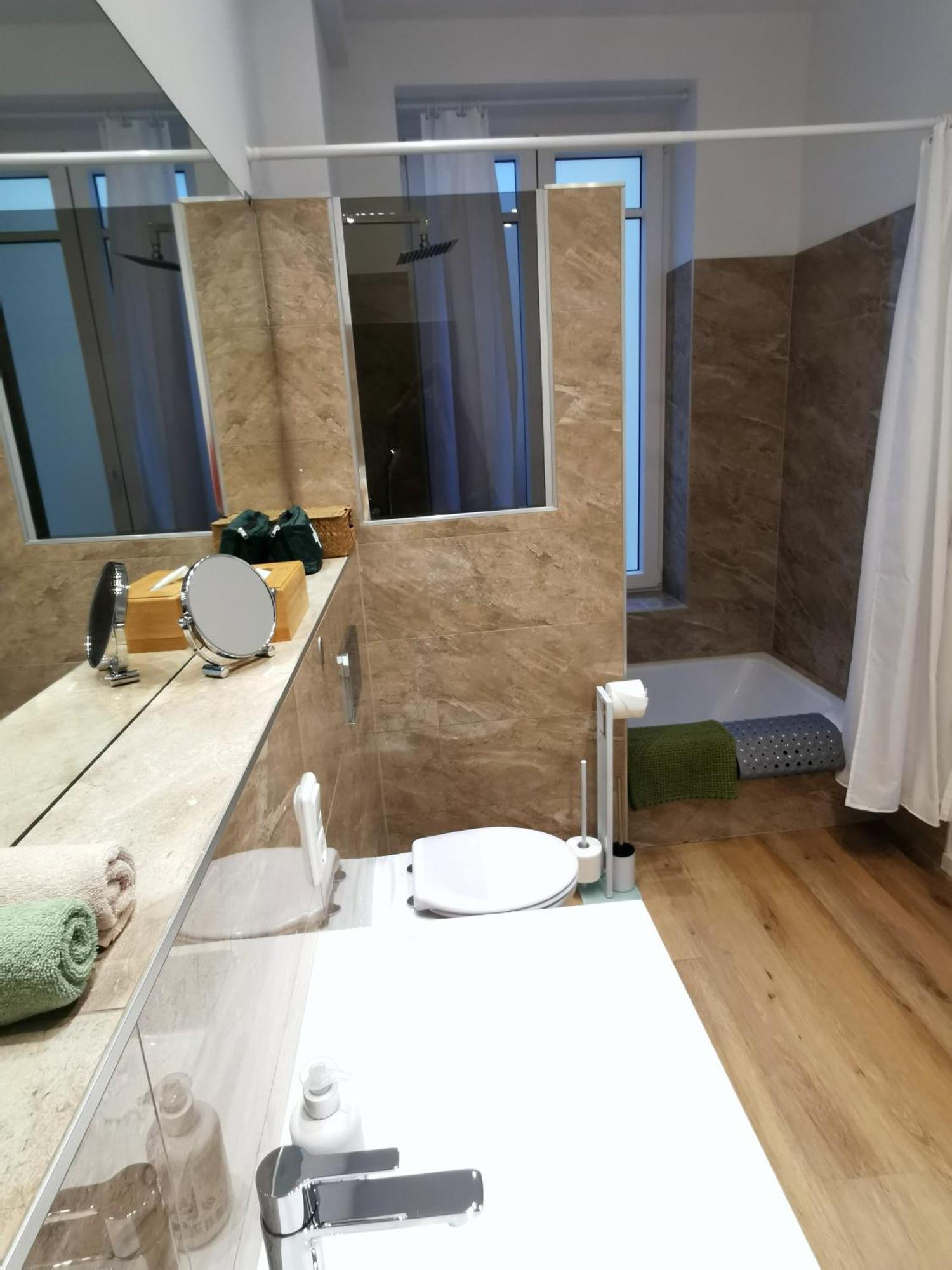Rheinufer Am Hindenburgpark Apartment บิงเงนอัมไรน์ ห้อง รูปภาพ